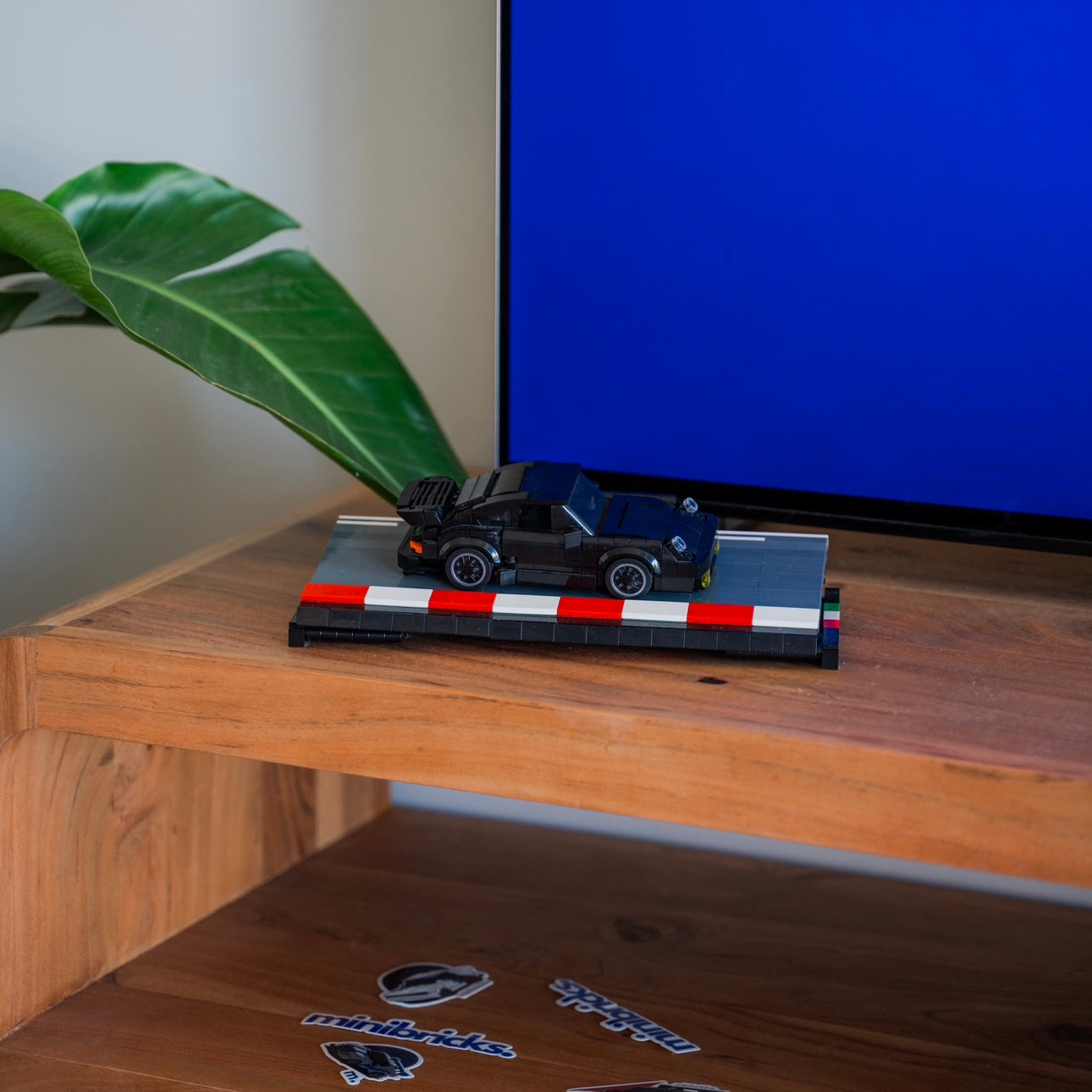Minibricks™ Stand