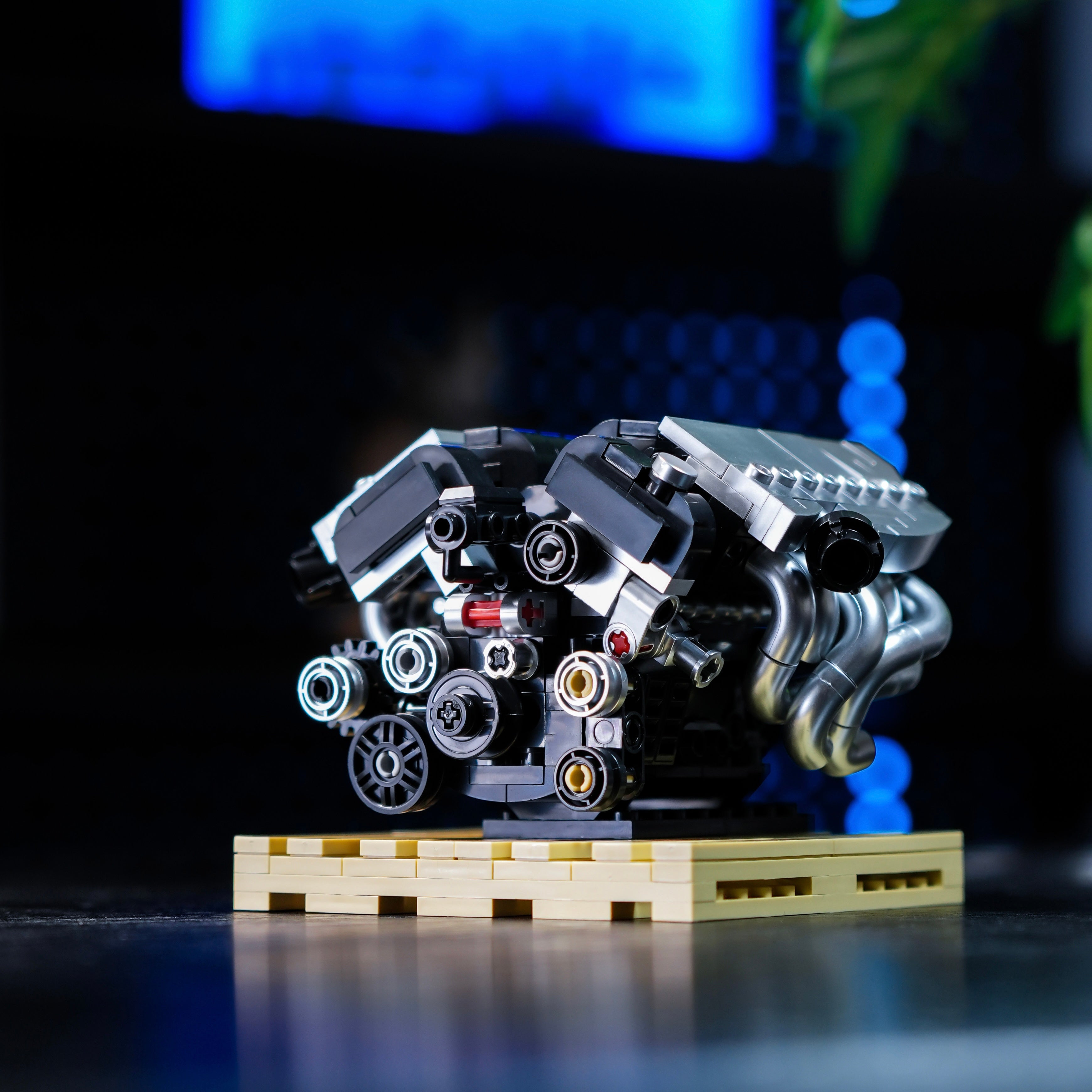 DB9 V12 Mini Engine