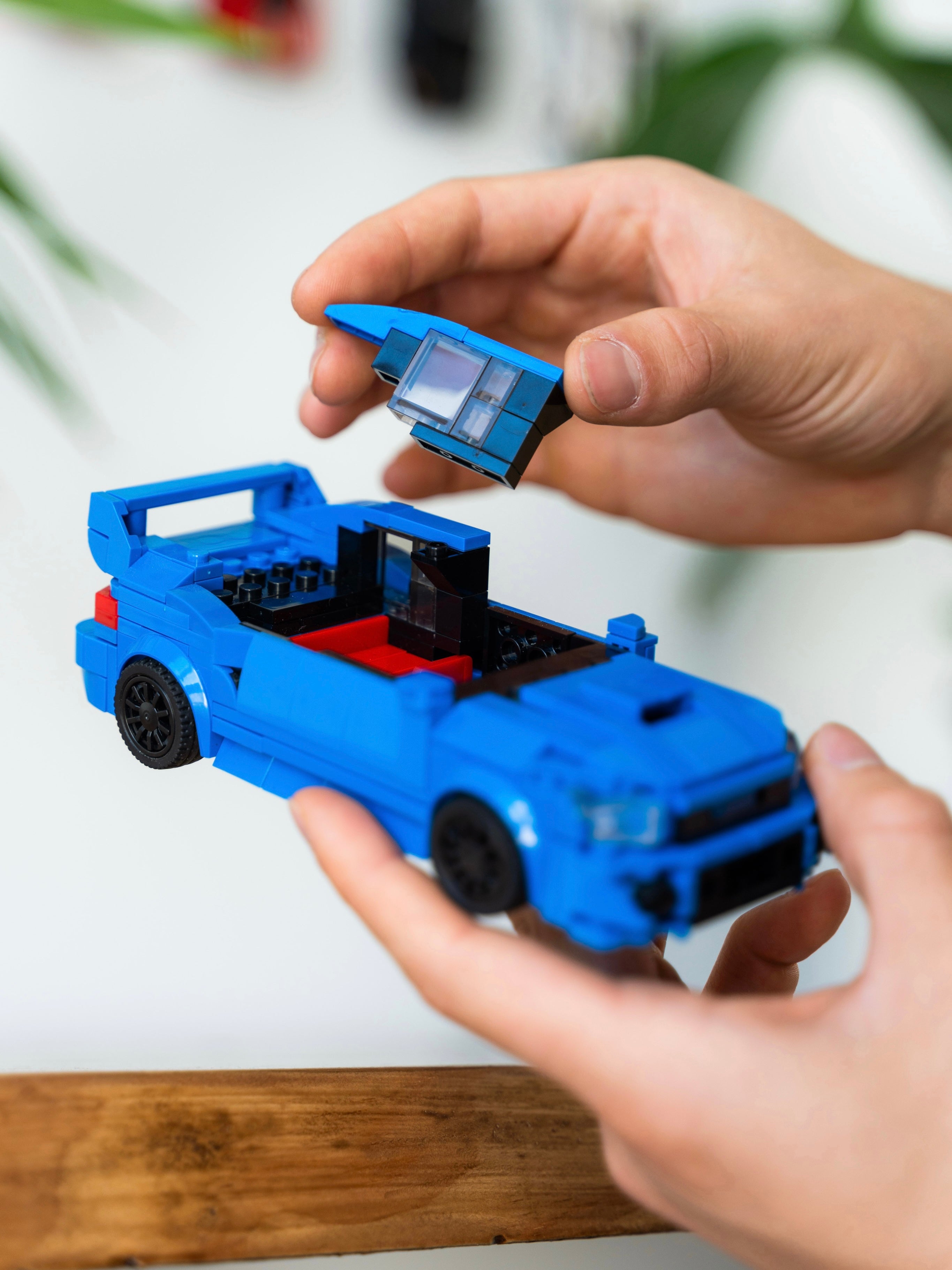 Toyota 2000GT – Minibricks