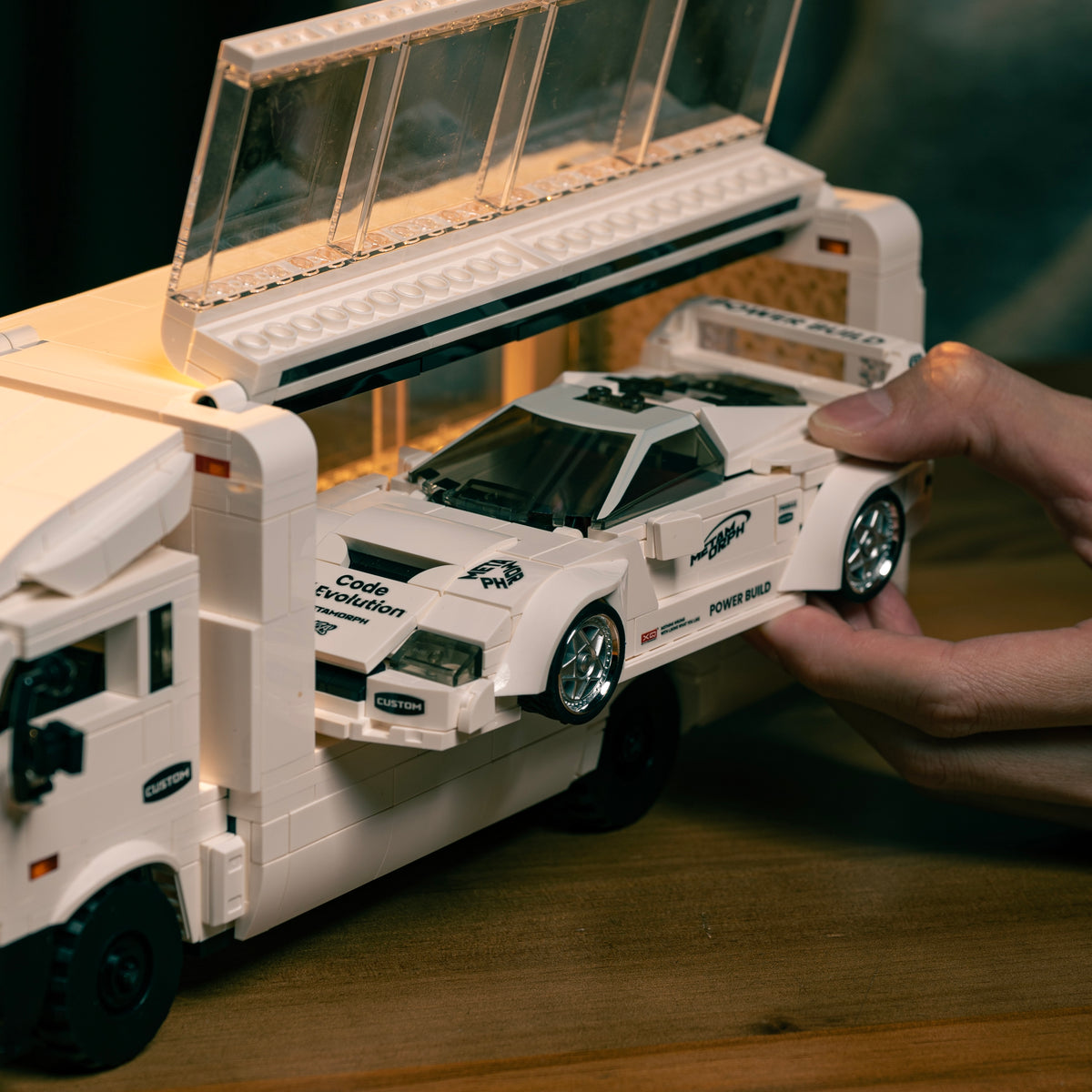 Transporter Truck